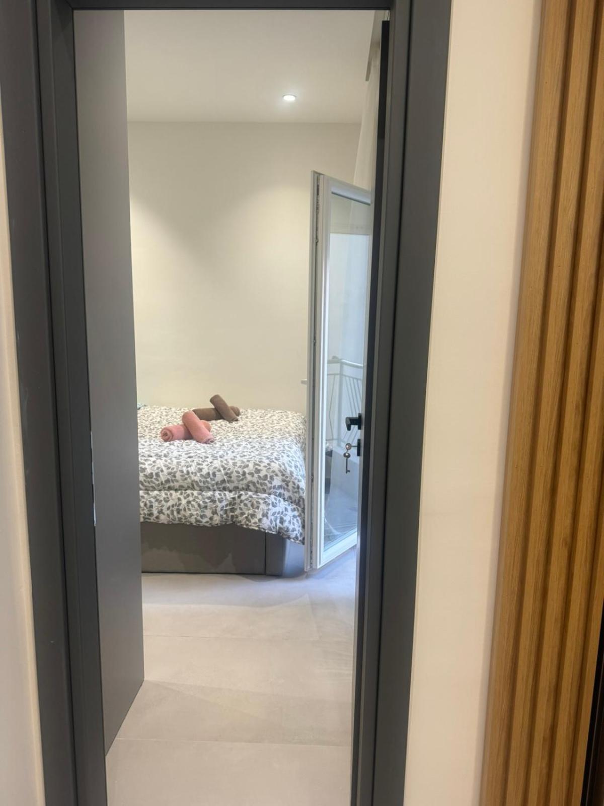 Luna-Your Urban Stay Szaloniki Kültér fotó