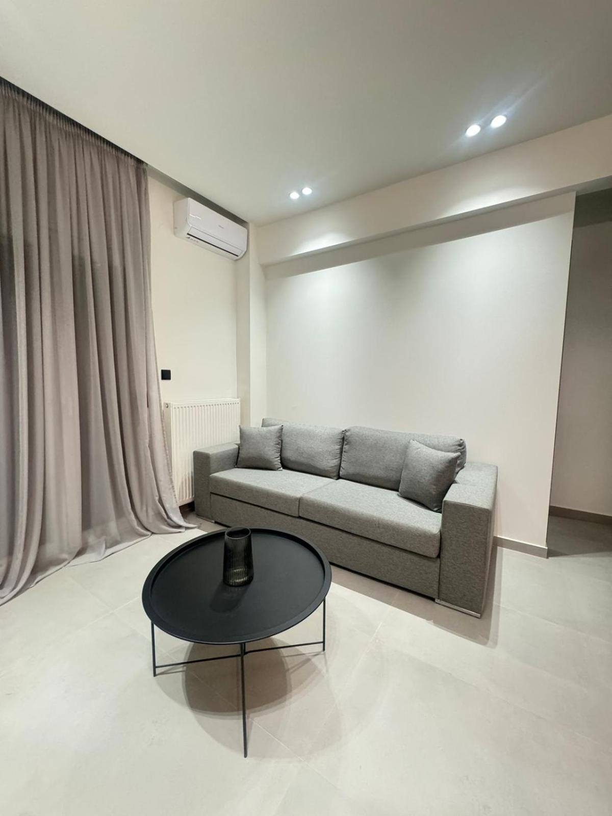 Luna-Your Urban Stay Szaloniki Kültér fotó