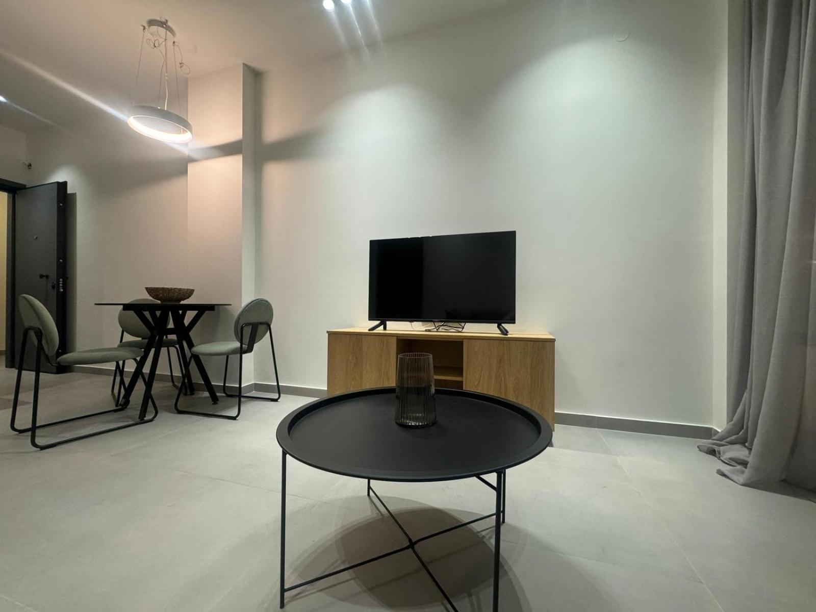 Luna-Your Urban Stay Szaloniki Kültér fotó