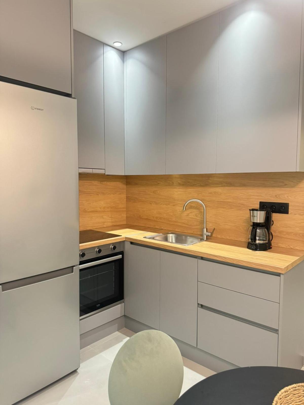 Luna-Your Urban Stay Szaloniki Kültér fotó