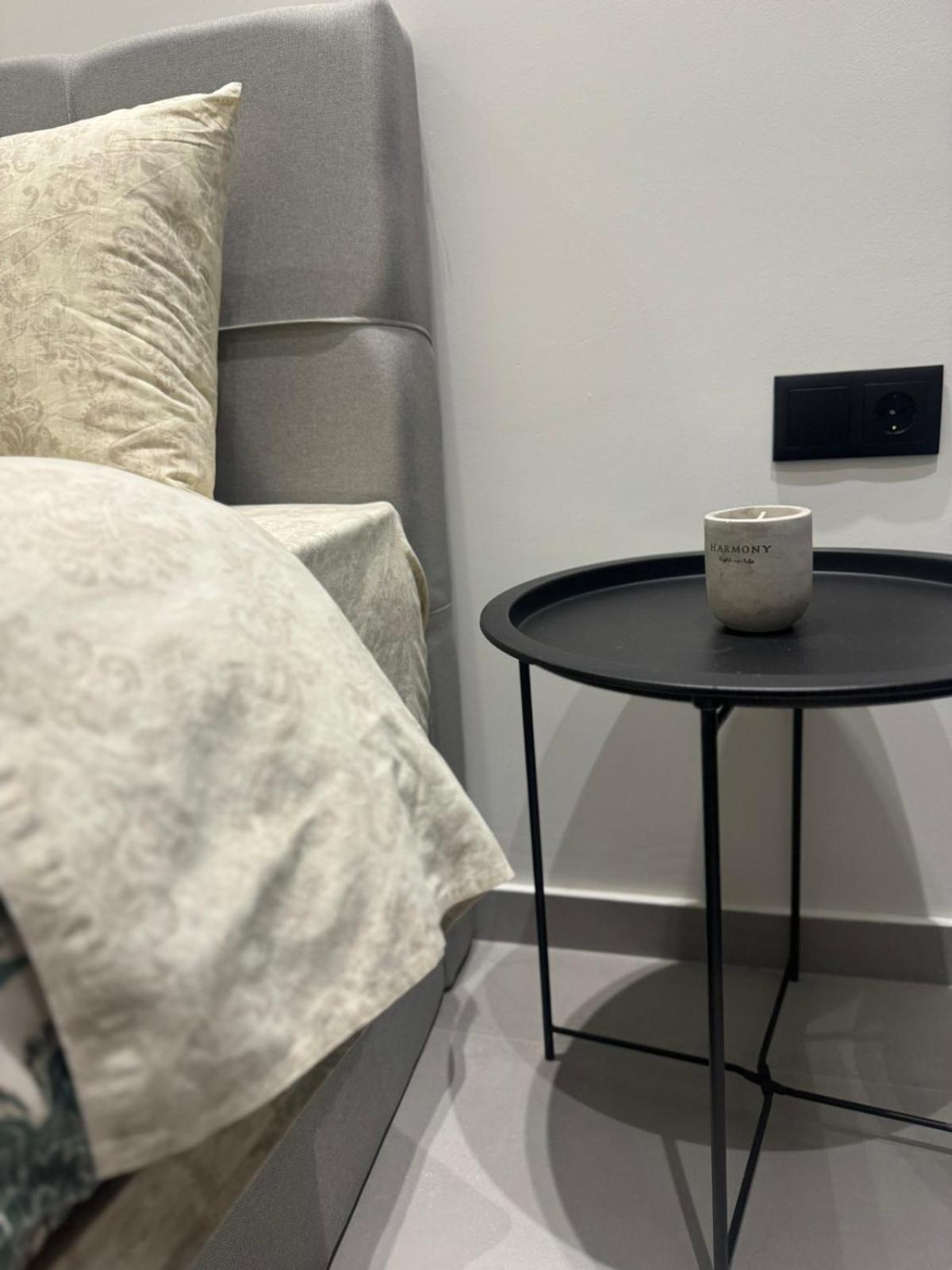 Luna-Your Urban Stay Szaloniki Kültér fotó